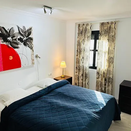 Homelystay - Marbella, Puerto Banus *