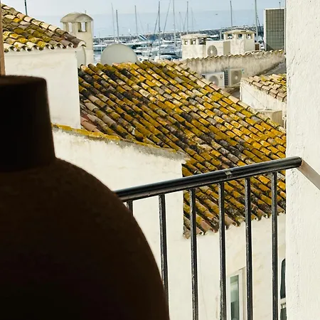 Homelystay - Marbella, Puerto Banus דירה
